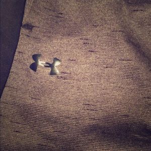 Women’s under armour sweatpants, size small